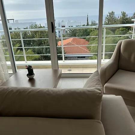 Crystal Joya Penthouse